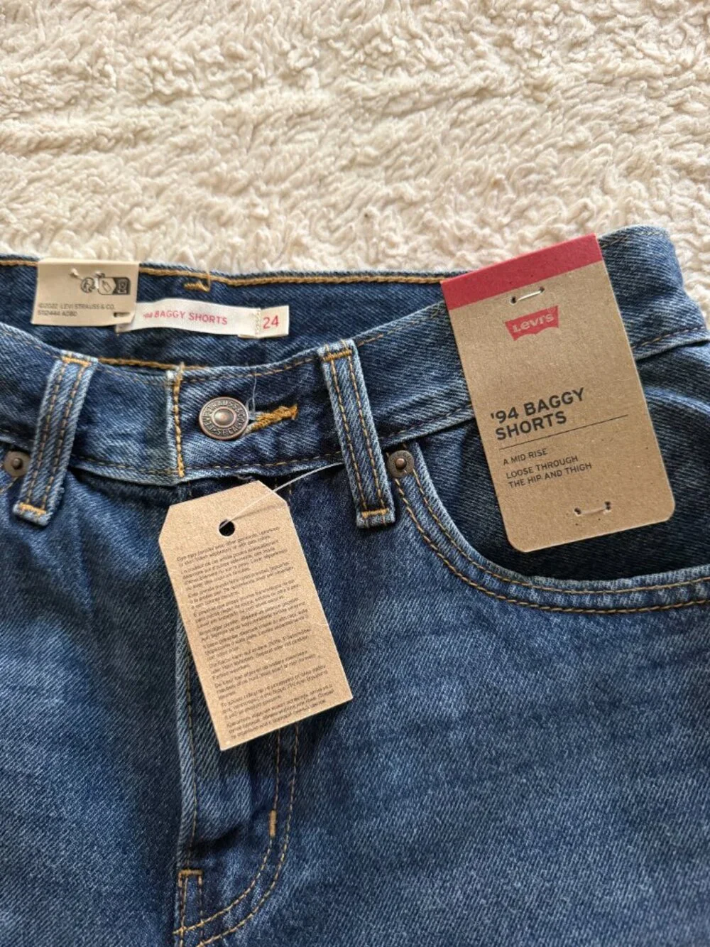 Levi’s '94 Baggy Wide Leg Shorts Dark Indigo NWT Size 24